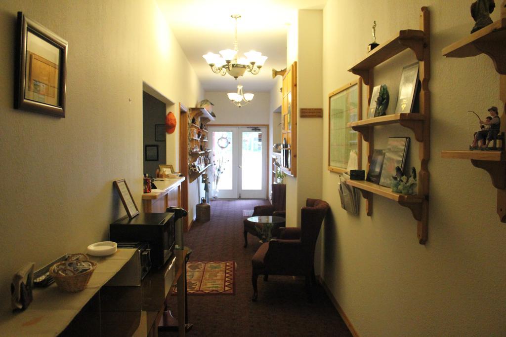 Caboose Motel Libby Extérieur photo